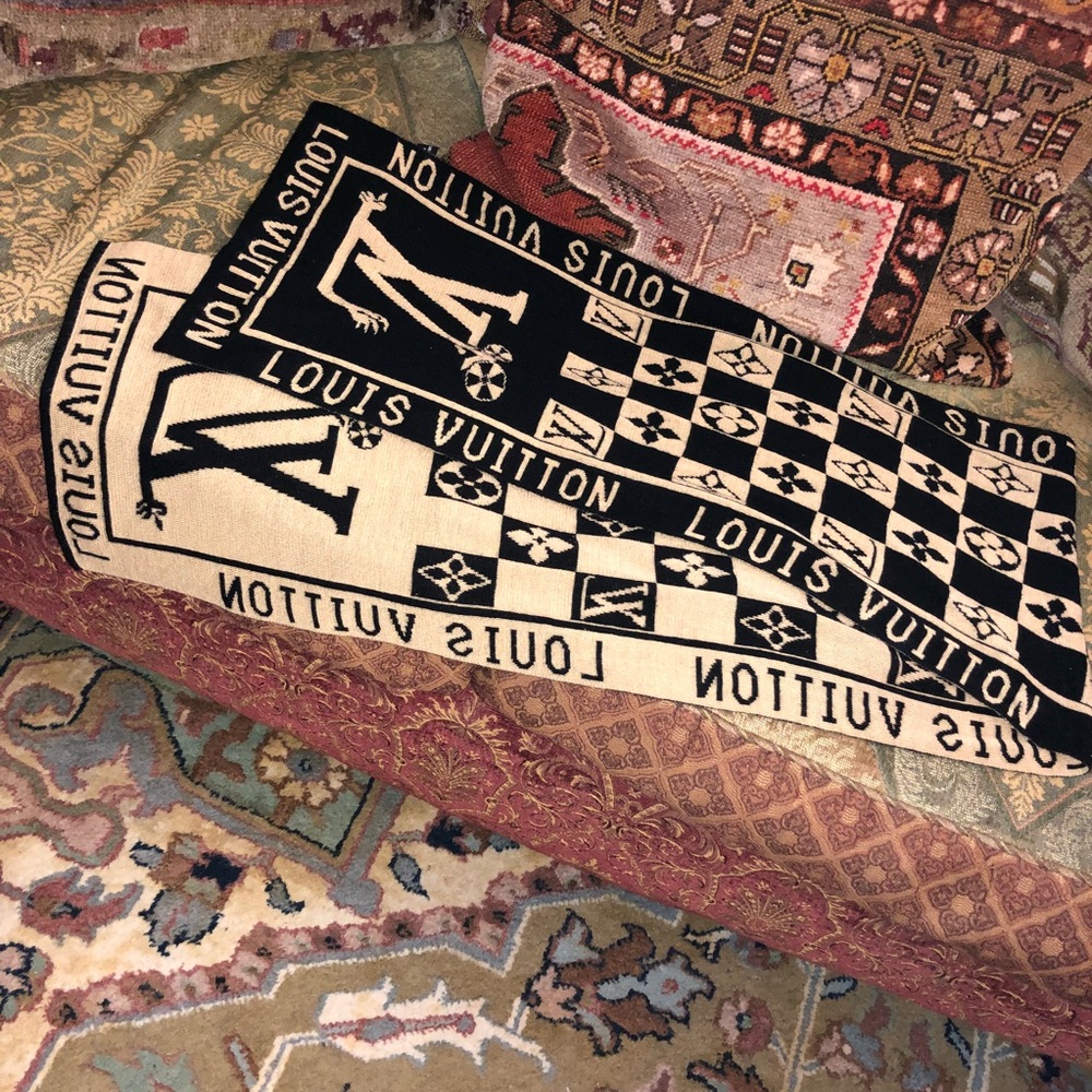 Louis Vuitton Scarf